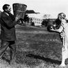 Embora o basquete tenha sido inventado no Estados Unidos, sua histria comea, na realidade, no vizinho Canad. Em 6 de novembro de 1861 nasceu nos arredores de Ottawa  mais precisamente no distrito de Ramsay, hoje a cidade de Almonte  James Naismith, o filho de modestos fazendeiros que 30 anos depois inventaria o esporte da bola ao cesto. <br> <br> Palavras-chave: esporte, basquetebol, James Naismith.  