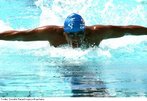 Para-atleta nadando no estilo borboleta. <br> <br> Circuito Loterias Caixa - 2008. Etapa Braslia DF. <br> <br> Palavras-chave: para-atleta, natao. borboleta.