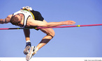 "O salto em altura  uma modalidade olmpica de atletismo, onde os atletas procuram superar uma fasquia horizontal colocada a uma determinada altura.<br><br> Fonte: http://pt.wikipedia.org/wiki/Salto_em_altura <br><br> Palavras-chave: esporte, atletismo, salto em altura.